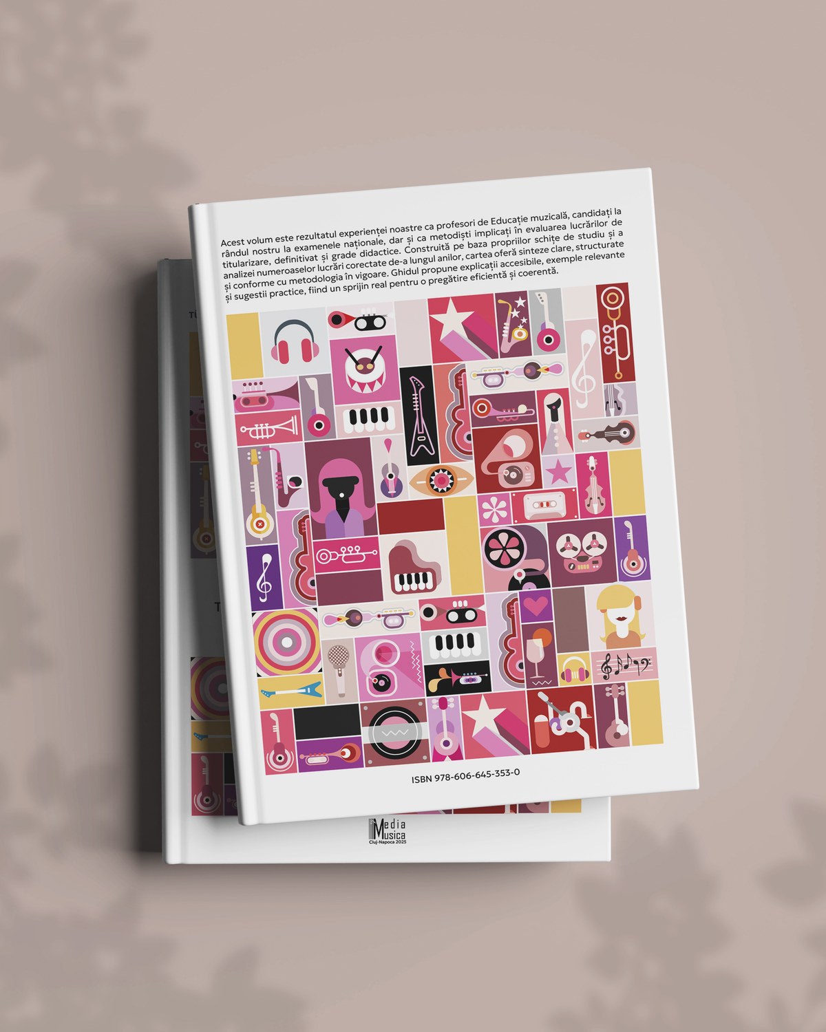 The printed book, back cover: the blurb at the top, the collage below it and the ISBN at the foot